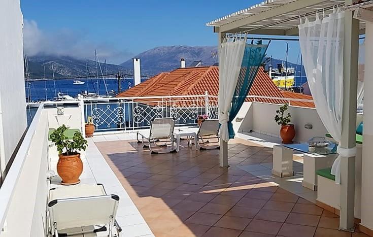 Sea Breeze Apartment 萨米 外观 照片